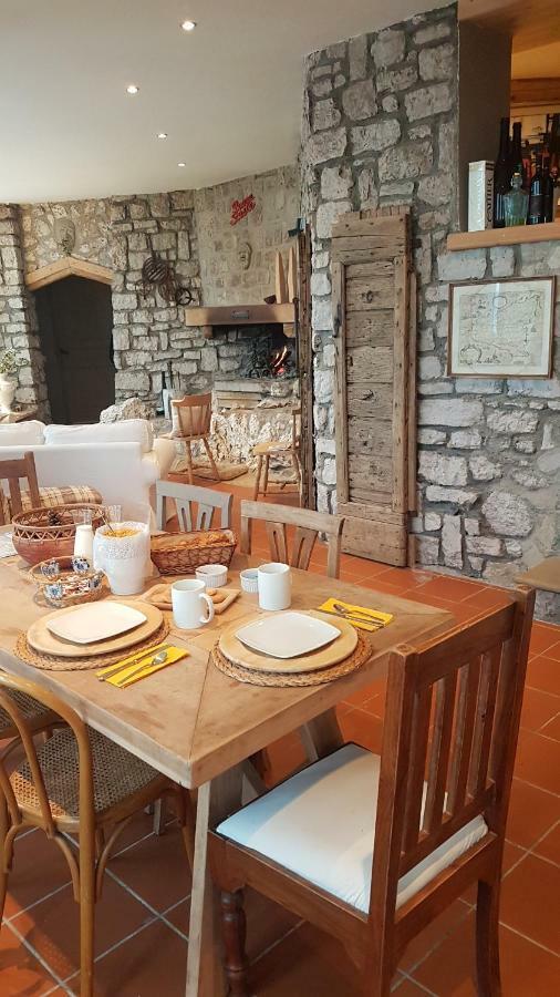 Nido Del Nibbio Bed & Breakfast Subiaco Eksteriør bilde